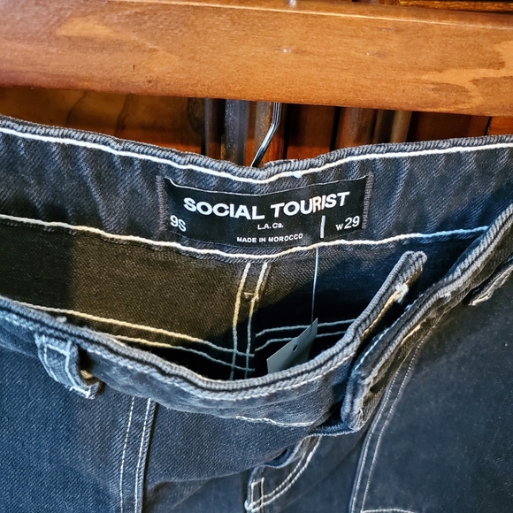 NWT Hollister's SOCIAL TOURIST black high waisted carpenter jeans size 9 S - Picture 4 of 4